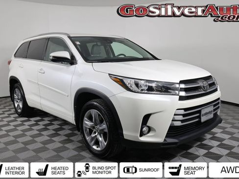 Used 2018 Toyota Highlander Limited AWD/4WD image 1