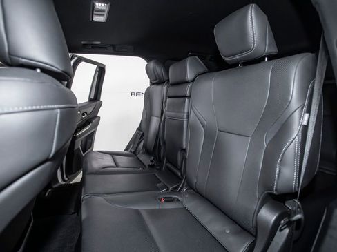 Used 2023 Lexus LX 600 4WD w/ Appearance Package image 27