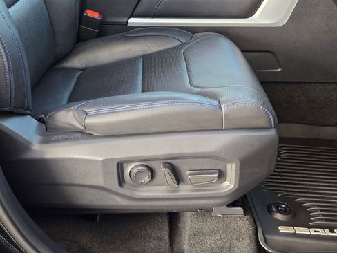 Used 2024 Toyota Sequoia Platinum AWD/4WD image 29
