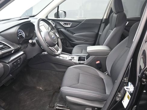 Used 2024 Subaru Forester Premium AWD/4WD image 22