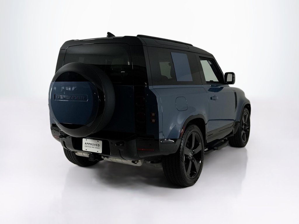 Used 2025 Land Rover Defender 90 X-Dynamic SE AWD/4WD image 5