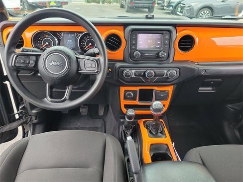 Certified 2021 Jeep Gladiator Sport image 9
