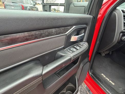 Used 2024 RAM 2500 Big Horn w/ Safety Group image 15