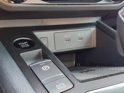 New 2025 Nissan Versa SV w/ Trunk Package image 18