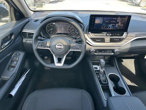 New 2026 Nissan Altima 2.5 SV FWD image 6