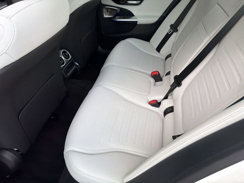 Certified 2026 Mercedes-Benz C 300 4MATIC Sedan image 21