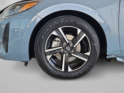 Used 2024 Nissan Sentra SV FWD image 23