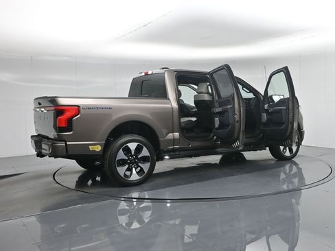 Certified 2022 Ford F150 Lightning Platinum image 5