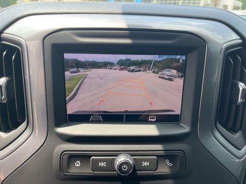 Used 2025 Chevrolet Silverado 2500 Custom AWD/4WD image 22