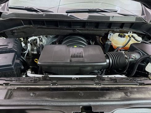 Used 2025 Chevrolet Silverado 1500 LT AWD/4WD image 33