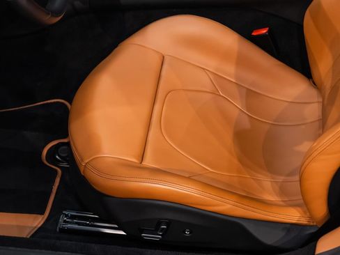 Certified 2020 Ferrari Portofino RWD image 28