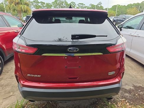 Used 2020 Ford Edge SEL w/ Convenience Package AWD/4WD image 3