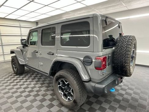 Used 2022 Jeep Wrangler Unlimited Rubicon 4xe w/ Cold Weather Group AWD/4WD image 19