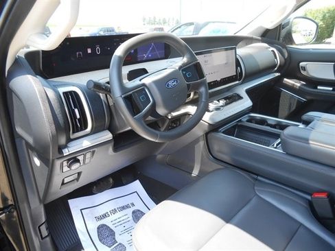 Certified 2025 Ford Expedition Max Active AWD/4WD image 3