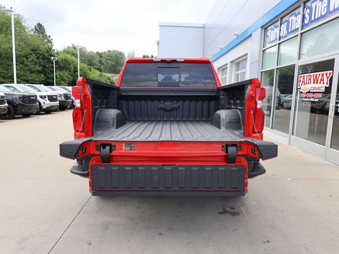 New 2026 Chevrolet Silverado 1500 ZR2 w/ Dark Appearance Package AWD/4WD image 36