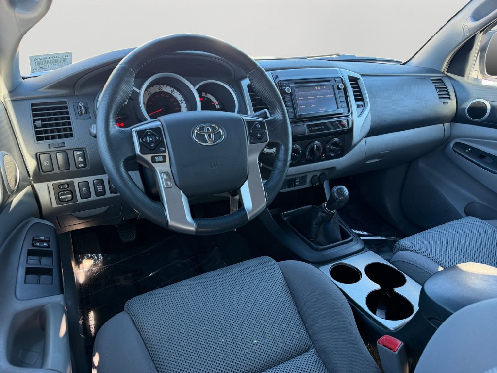 Used 2015 Toyota Tacoma 4x4 Double Cab w/ TRD Sport Package image 13