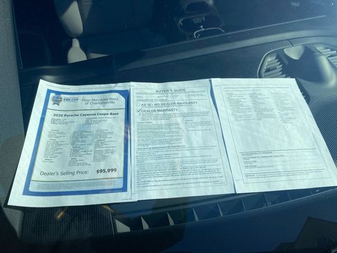 Used 2025 Porsche Cayenne Coupe image 33