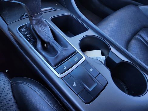 Used 2020 Kia Optima SE image 14