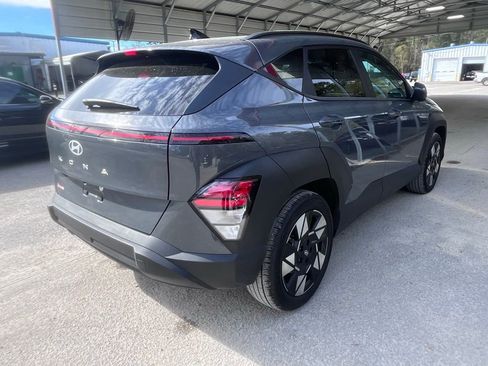 Used 2025 Hyundai Kona SEL image 4