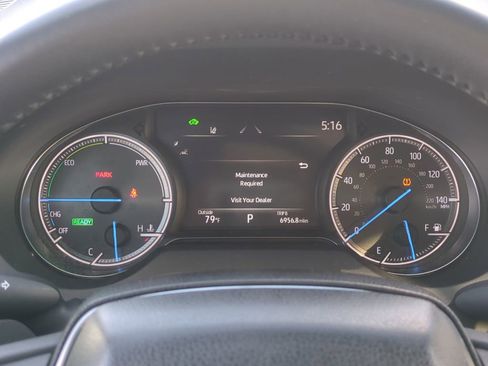 Used 2024 Toyota Venza Nightshade image 29