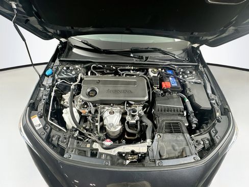 Used 2025 Honda Civic LX image 31