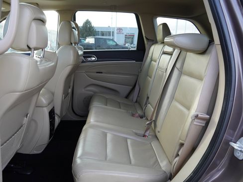 Used 2020 Jeep Grand Cherokee Limited image 20