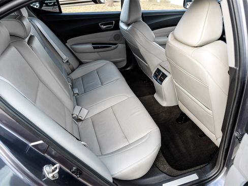 Used 2019 Acura TLX w/ Technology Package image 38