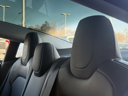 Used 2025 Tesla Model 3 Long Range image 20