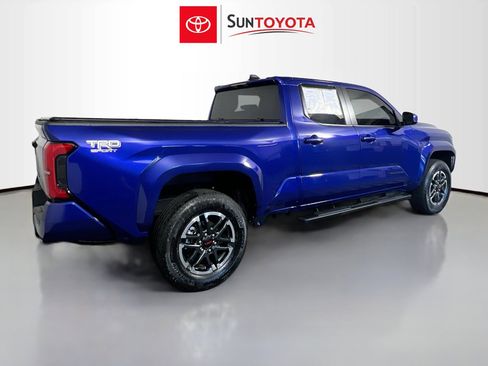 Used 2025 Toyota Tacoma TRD Sport image 4