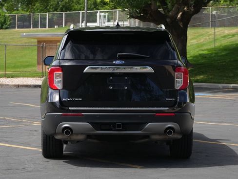 Used 2021 Ford Explorer Limited w/ Hybrid Equipment Group 310A AWD/4WD image 4