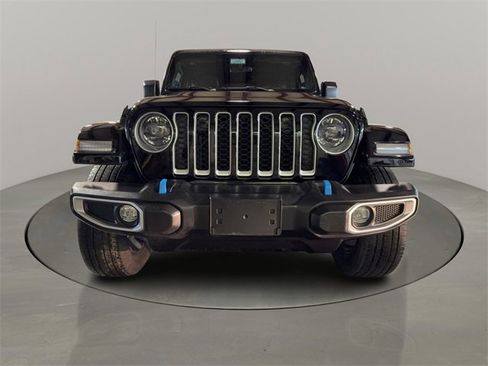 Used 2023 Jeep Wrangler Unlimited Sahara w/ Cold Weather Group image 2