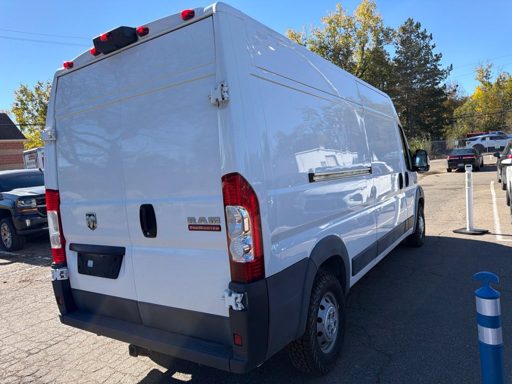 Used 2018 RAM ProMaster 2500 w/ Mopar Trailer Tow Group FWD image 5