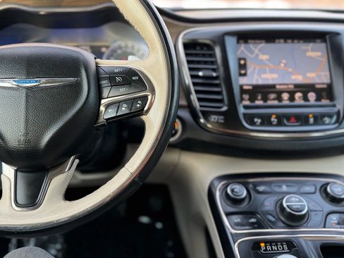 Used 2015 Chrysler 200 C w/ Navigation & Sound Group I image 27