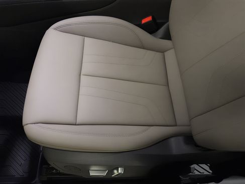 New 2026 Audi Q3 quattro 2.0T AWD/4WD image 16