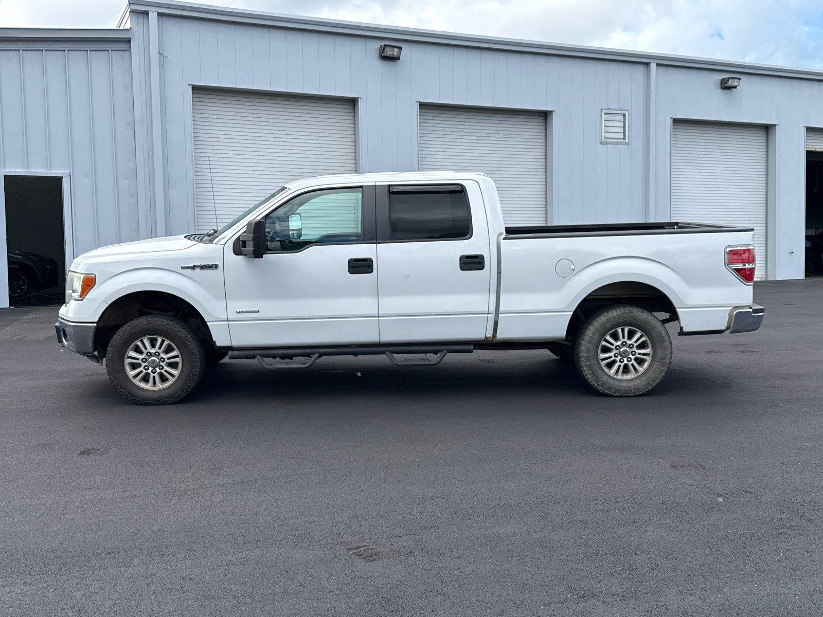 Used 2014 Ford F150 XLT w/ Max Trailer Tow Package AWD/4WD image 8