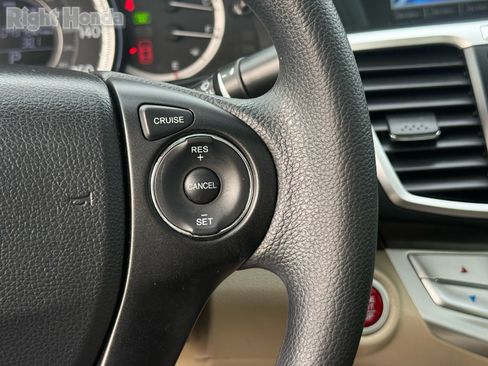 Used 2015 Honda Accord EX image 17