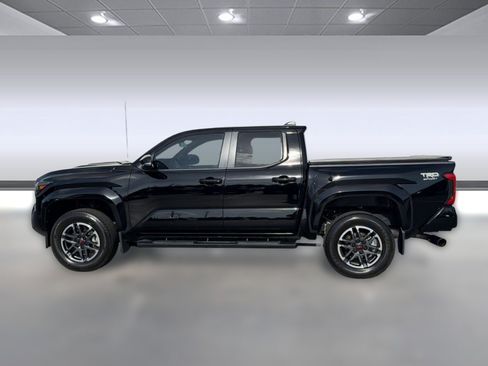 Used 2024 Toyota Tacoma TRD Sport w/ TRD Sport Upgrade Package RWD image 2