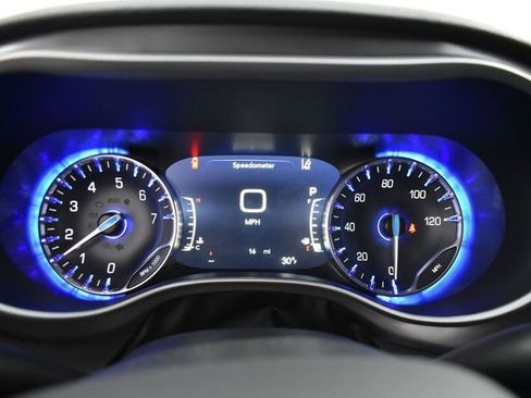 New 2026 Chrysler Pacifica Select image 19