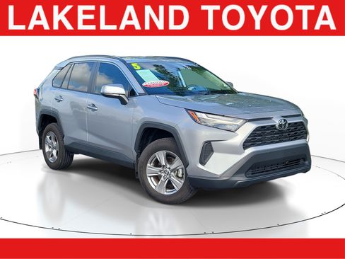 Used 2025 Toyota RAV4 XLE AWD/4WD image 1