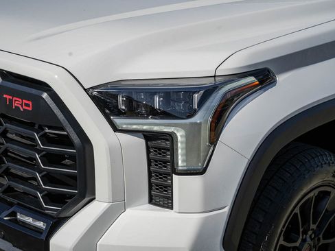 Used 2024 Toyota Tundra Limited w/ TRD Off-Road Package AWD/4WD image 8