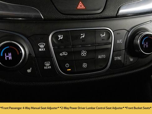 Used 2020 Chevrolet Equinox LT image 27