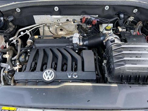 Used 2021 Volkswagen Atlas SEL Premium AWD/4WD image 32