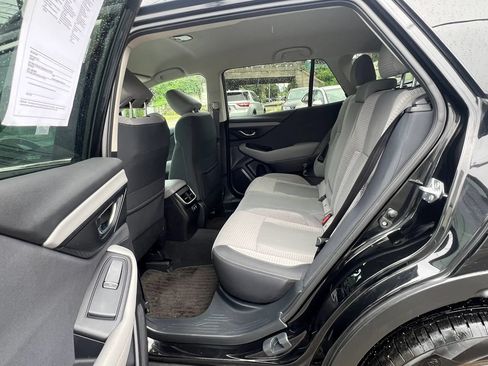 Used 2022 Subaru Outback Premium AWD/4WD image 27