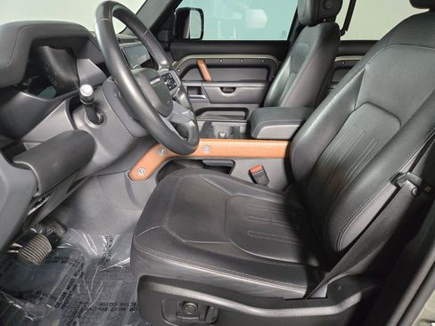 Used 2022 Land Rover Defender 110 X-Dynamic HSE image 11
