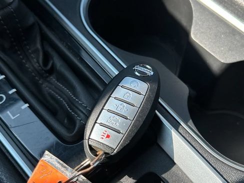 Used 2019 Nissan Altima 2.5 SV FWD image 46
