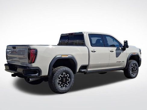 New 2026 GMC Sierra 2500 AT4X image 7