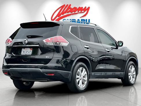 Used 2015 Nissan Rogue SV FWD image 4