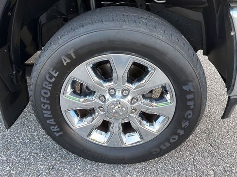 Used 2024 RAM 3500 Limited AWD/4WD image 4