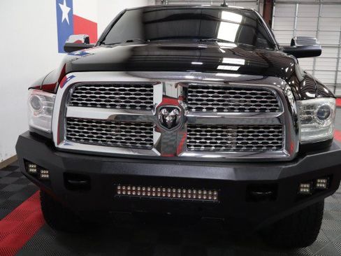 Used 2015 RAM 2500 Laramie w/ Convenience Group AWD/4WD image 5