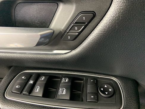 Used 2020 RAM 1500 Laramie image 26